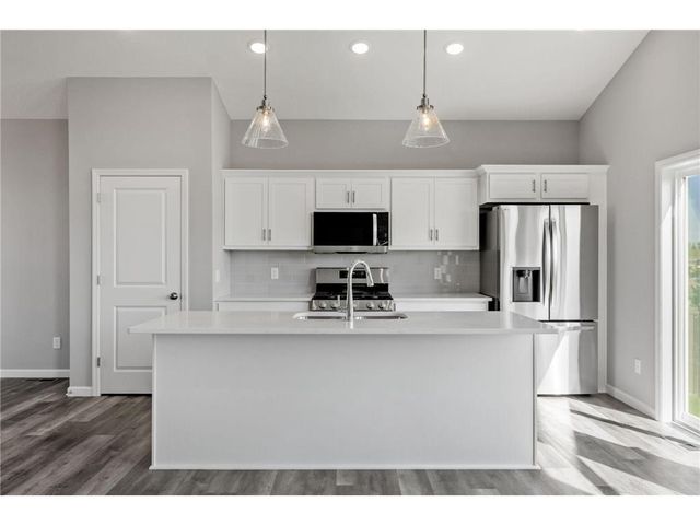 812 Fox River Road, Somerset, WI 54025