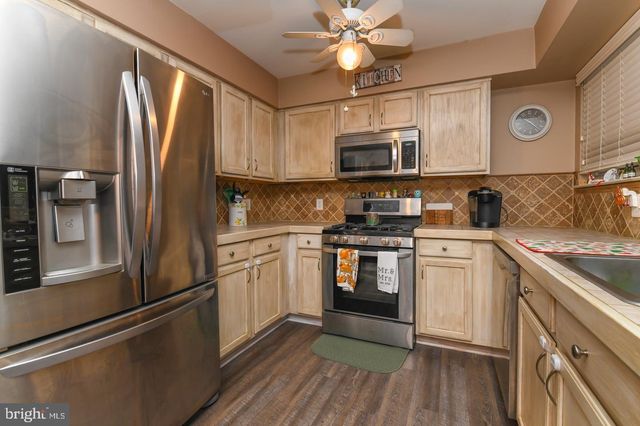 1433 TRISTRAM CIR, Mantua, NJ 08051