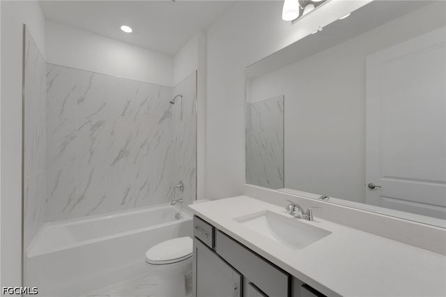 17013 Great Heron LN, Punta Gorda, FL 33982