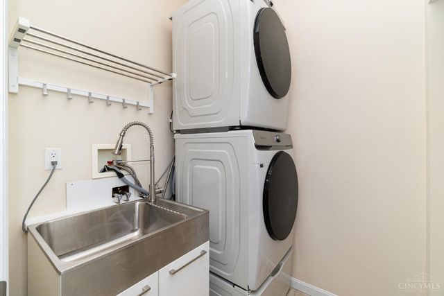 3852 Legacy Drive, Deerfield Twp., OH 45040