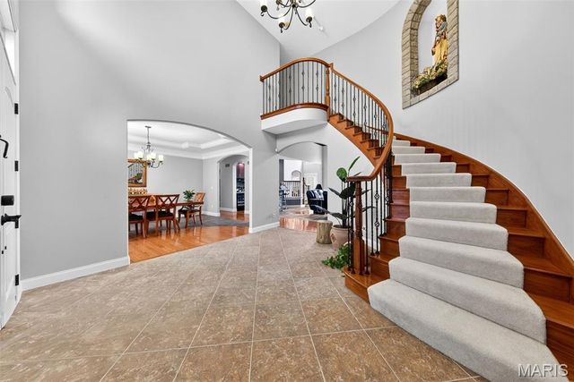 12410 Grandview Lake Drive, St Louis, MO 63127