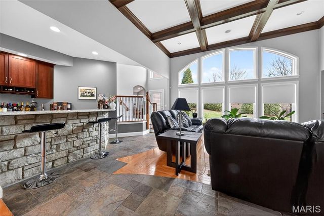 12410 Grandview Lake Drive, St Louis, MO 63127