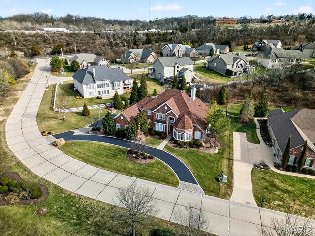 12410 Grandview Lake Drive, St Louis, MO 63127