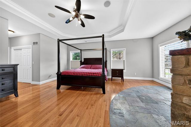 12410 Grandview Lake Drive, St Louis, MO 63127