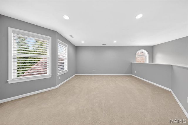 12410 Grandview Lake Drive, St Louis, MO 63127