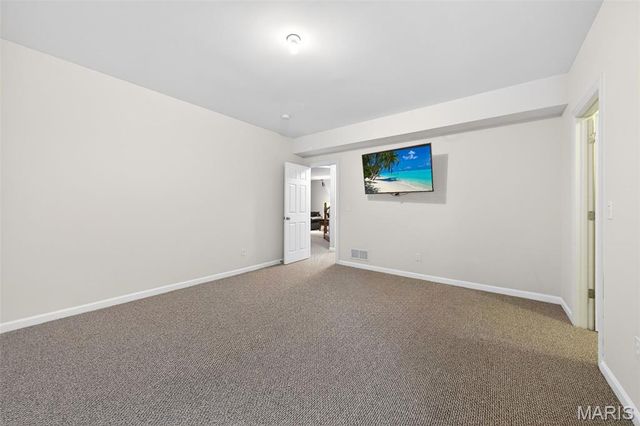 12410 Grandview Lake Drive, St Louis, MO 63127