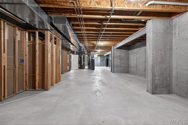 12410 Grandview Lake Drive, St Louis, MO 63127