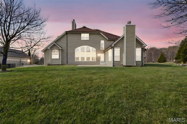 12410 Grandview Lake Drive, St Louis, MO 63127