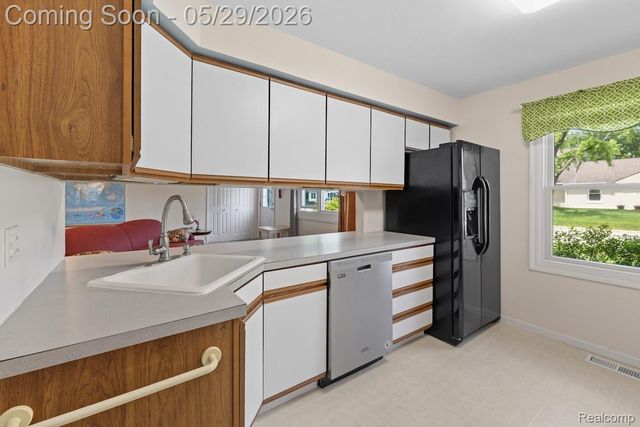 5402 Leland Street, Brighton Township, MI 48116