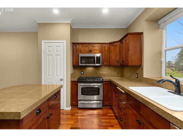 1814 Se CUTTER Ln, Vancouver, WA 98661