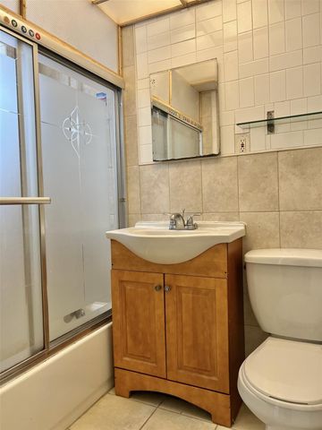 8383 118th St 1G, Kew Gardens, NY 11415