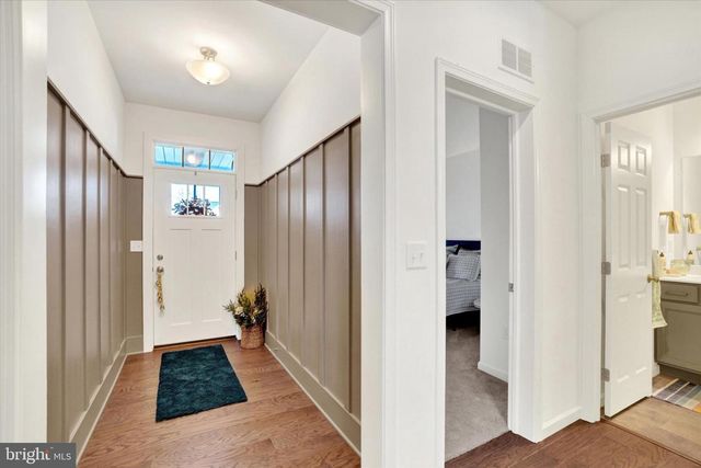 922 SHADOWBROOKE DR, Dover, PA 17315