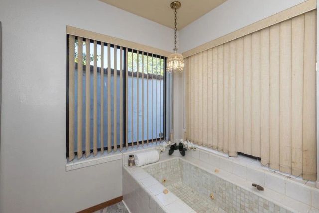 3414 Royal Road, Vista, CA 92084