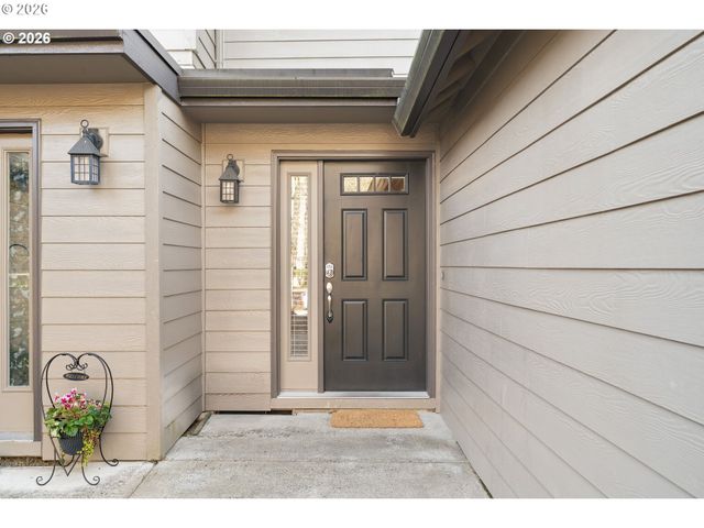 3926 CARMAN Dr, Lake Oswego, OR 97035