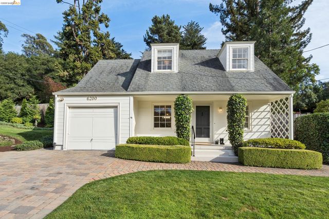 6200 Aspinwall Rd, Oakland, CA 94611