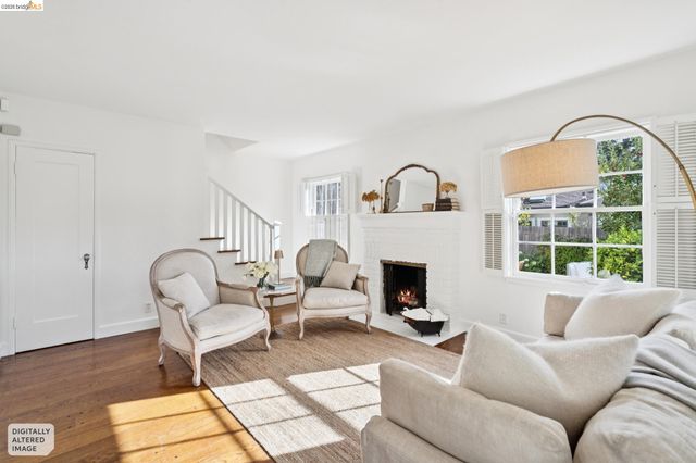 6200 Aspinwall Rd, Oakland, CA 94611
