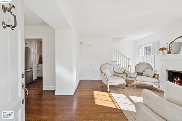 6200 Aspinwall Rd, Oakland, CA 94611