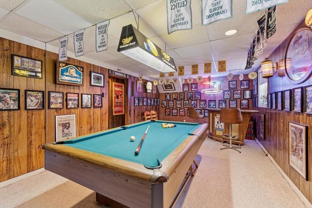 9 Brookbridge Rd, Peabody, MA 01960