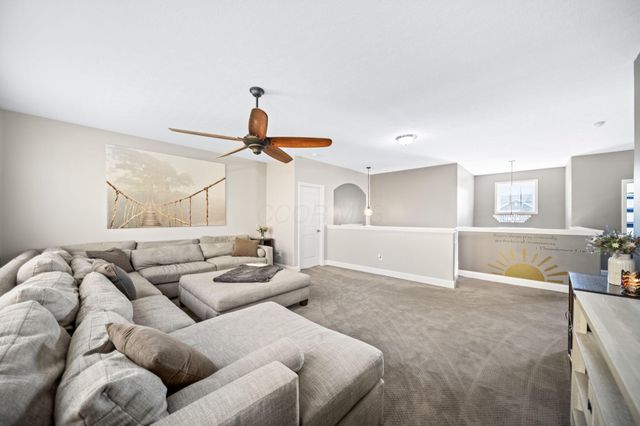 935 Kentucky Circle, Marysville, OH 43040