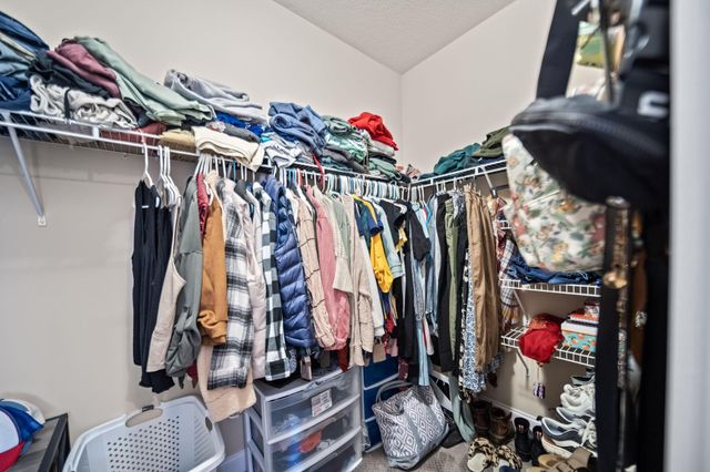 935 Kentucky Circle, Marysville, OH 43040