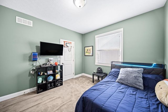 935 Kentucky Circle, Marysville, OH 43040