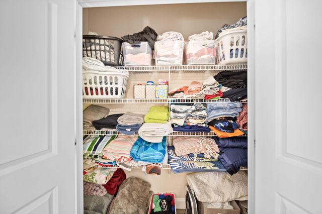 935 Kentucky Circle, Marysville, OH 43040