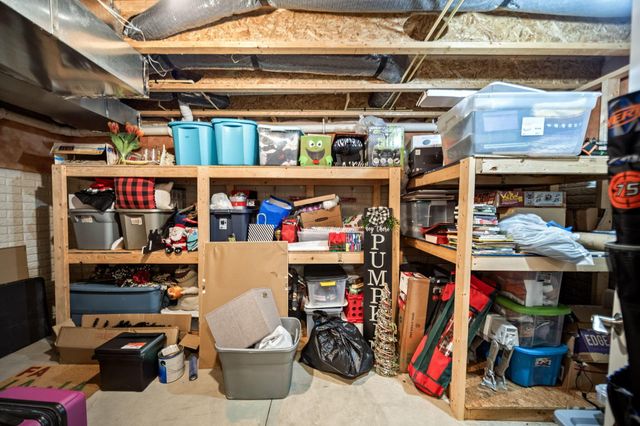 935 Kentucky Circle, Marysville, OH 43040