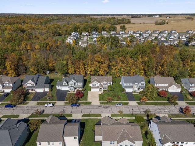 935 Kentucky Circle, Marysville, OH 43040