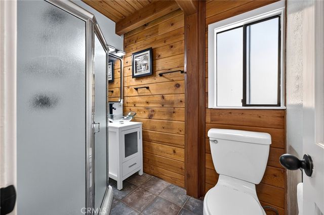 27067 Overlook Lane, Lake Arrowhead, CA 92352