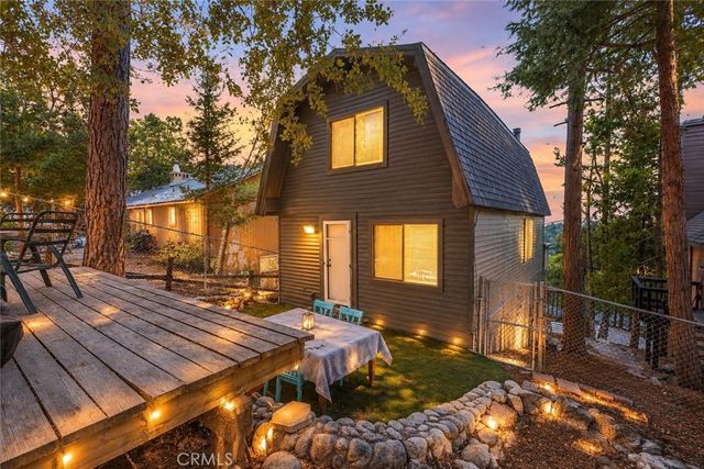 27067 Overlook Lane, Lake Arrowhead, CA 92352