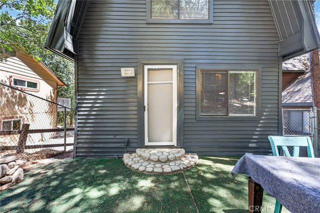 27067 Overlook Lane, Lake Arrowhead, CA 92352
