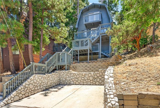 27067 Overlook Lane, Lake Arrowhead, CA 92352