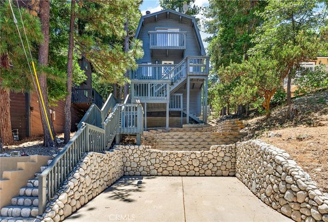 27067 Overlook Lane, Lake Arrowhead, CA 92352