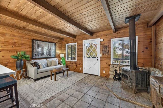 27067 Overlook Lane, Lake Arrowhead, CA 92352