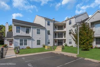 621 Waters Edge Drive, Toms River, NJ 08753