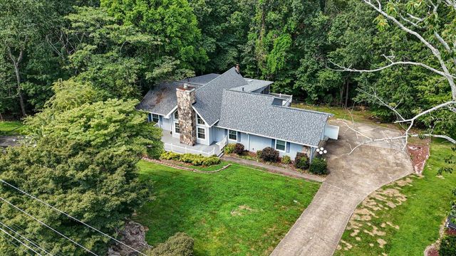 6613 White Sands Lane, Hixson, TN 37343