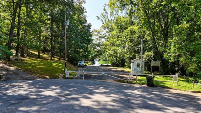 6613 White Sands Lane, Hixson, TN 37343