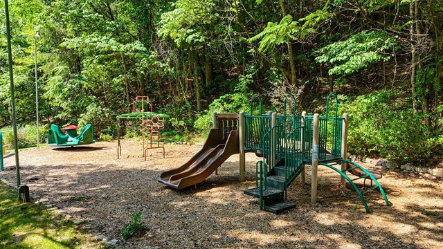 6613 White Sands Lane, Hixson, TN 37343