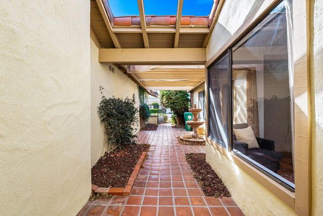 280 Tolosa Circle, Palm Desert, CA 92260