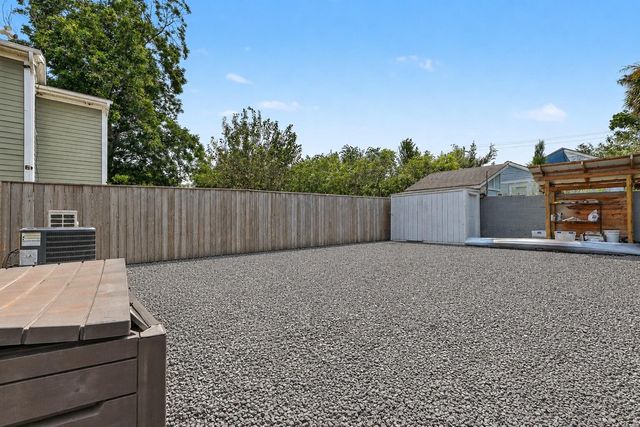 3 Strawberry Lane, Charleston, SC 29403