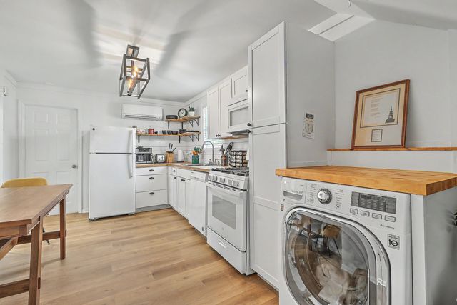 3 Strawberry Lane, Charleston, SC 29403