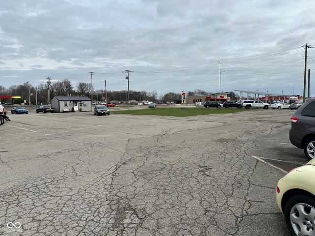 4998 E St. Rd. 67, Chesterfield, IN 46017