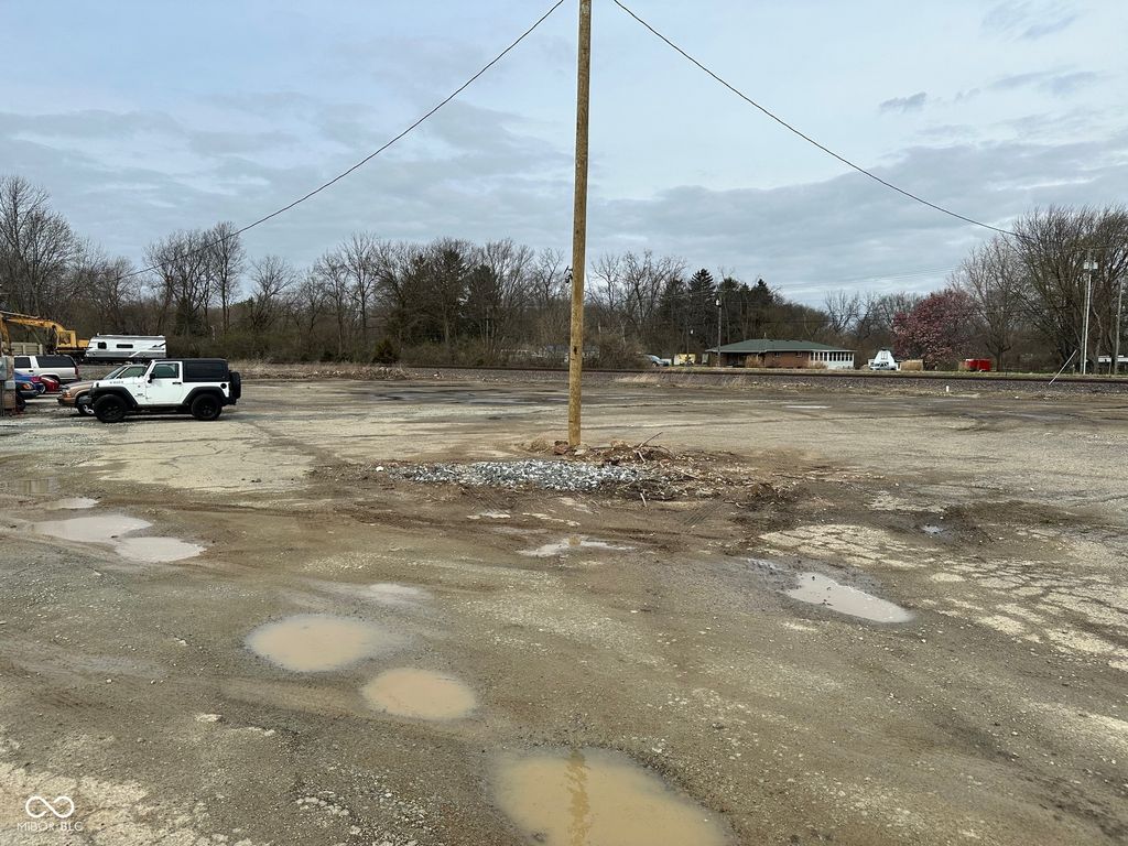 4998 E St. Rd. 67, Chesterfield, IN 46017