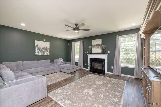 1230 Walthall Creek Dr, Chesterfield, VA 23834