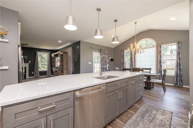 1230 Walthall Creek Dr, Chesterfield, VA 23834