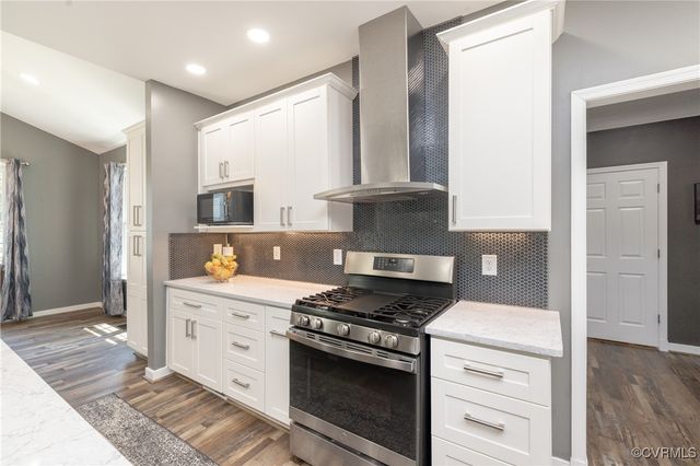 1230 Walthall Creek Dr, Chesterfield, VA 23834