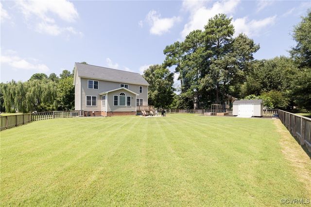 1230 Walthall Creek Dr, Chesterfield, VA 23834