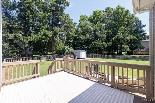 1230 Walthall Creek Dr, Chesterfield, VA 23834