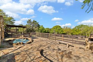 1404 Robyn Road, Azle, TX 76020