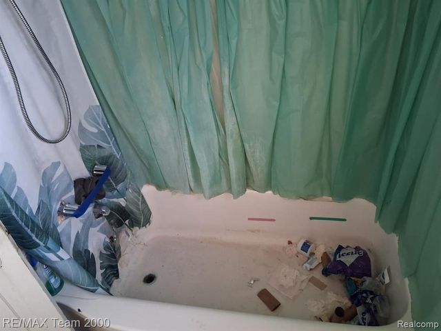 19211 Pierson Street, Detroit, MI 48219